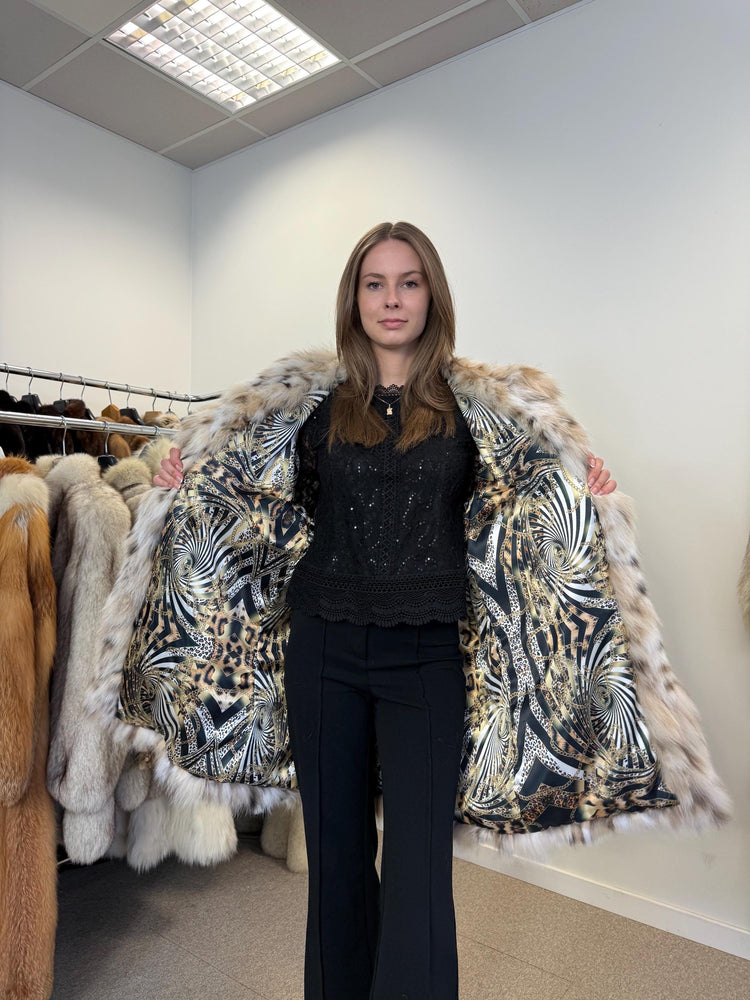 Lynx fur coat, highest quality hooded lynx jacket in M/L size, only belly lynx fur coat, real fur coat, lynx coat, fur coats women, fur