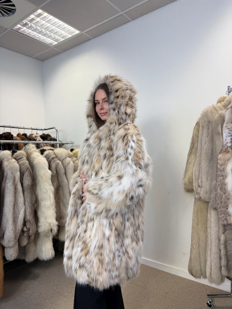 Lynx fur coat, highest quality hooded lynx jacket in M/L size, only belly lynx fur coat, real fur coat, lynx coat, fur coats women, fur