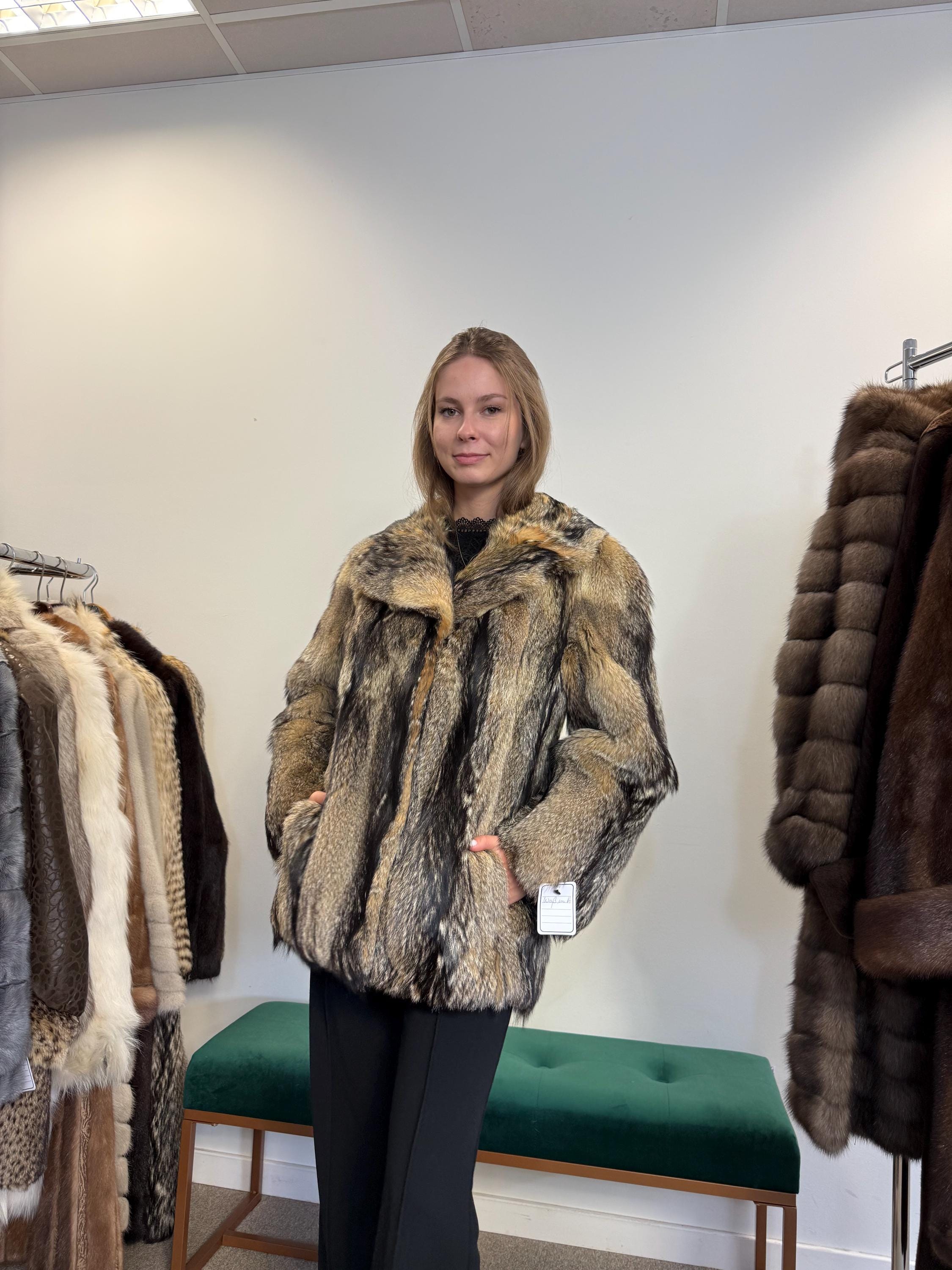 Small Coyote Fur Jacket, Real Fur Jacket, Women's Fur Jacket, Real Coyote Fur, Coyote Jacket, Vintage Fur Coat, Women's Vintage Coat, Fur