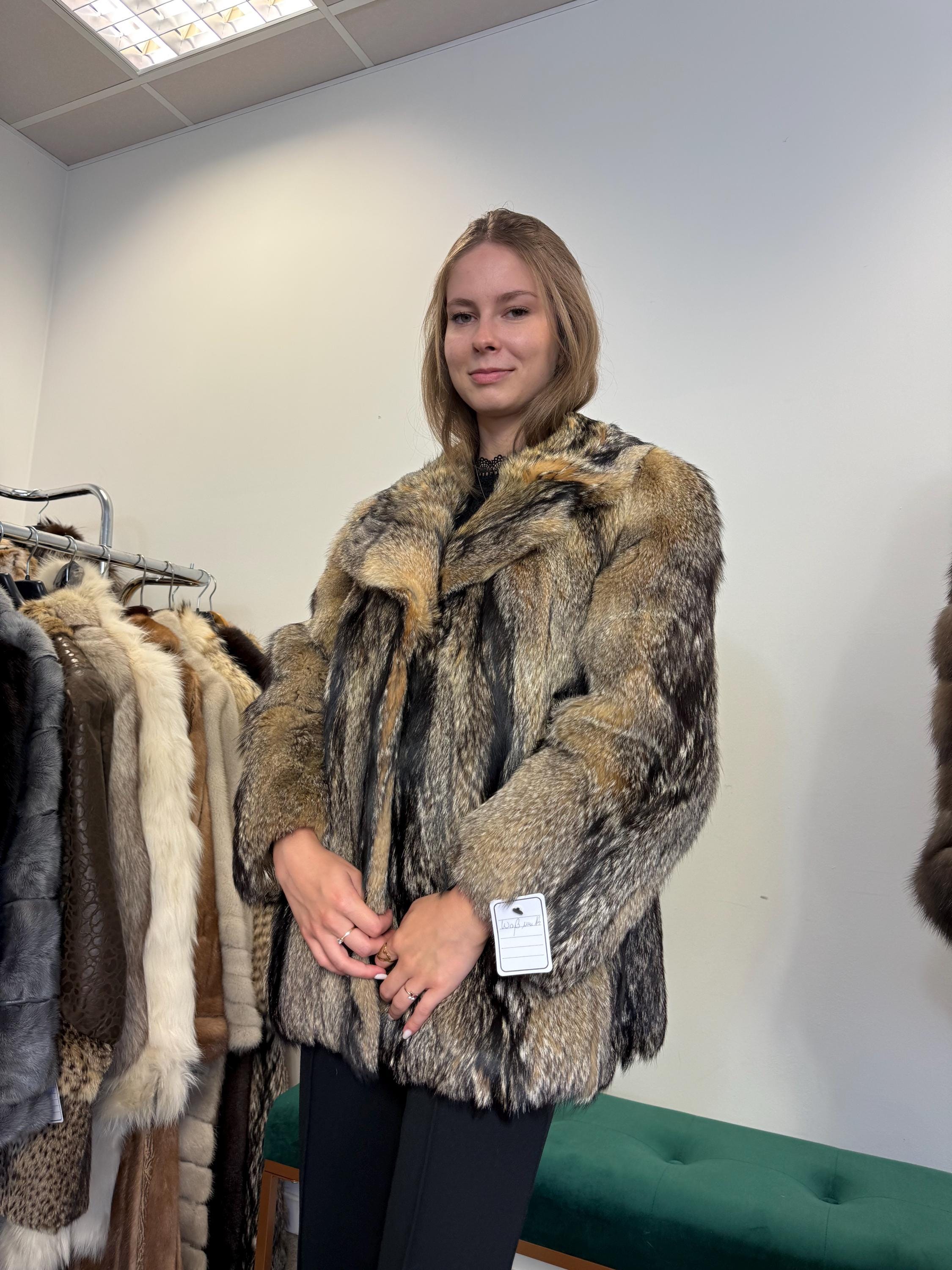 Small Coyote Fur Jacket, Real Fur Jacket, Women's Fur Jacket, Real Coyote Fur, Coyote Jacket, Vintage Fur Coat, Women's Vintage Coat, Fur
