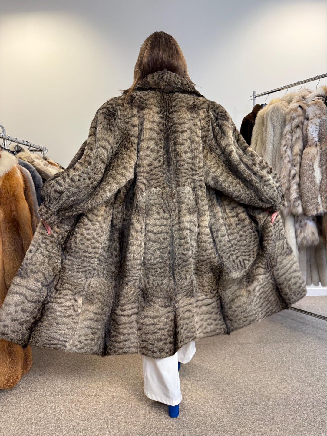 Long Lynx Fur Coat, Large Size, Vintage Fur Coat, Real Lynx Coat, Lynx Fur, Fur Coat, Real Fur Coat, Lynx Fur Coat, Lynx Coat, Women's Coat