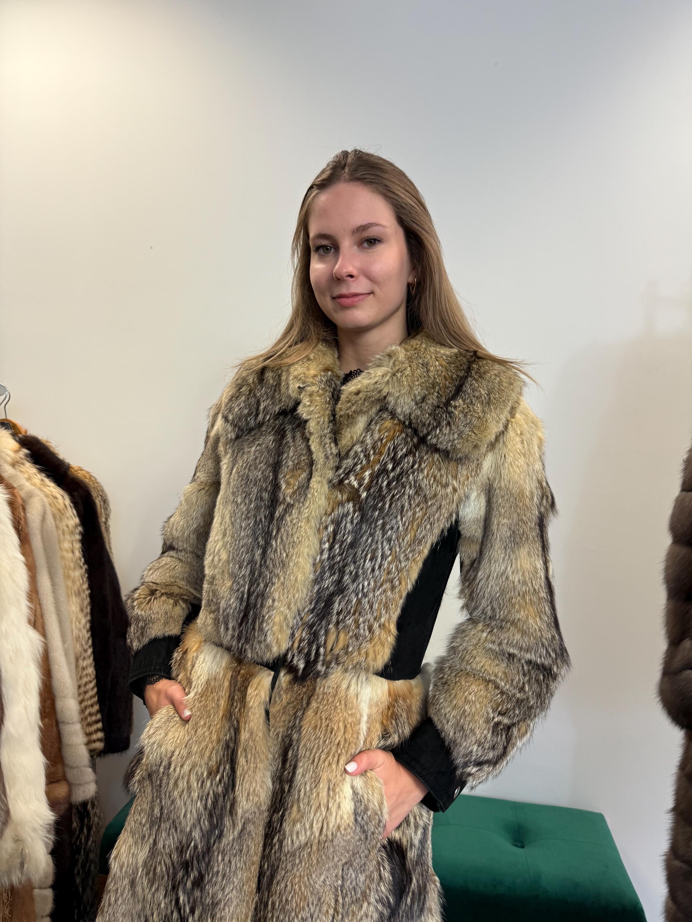 Coyote Fur Coat, Small Size, Real Fur Coat, Women's Fur Coat, Real Coyote Fur, Coyote Coat, Vintage Fur Coat, Women's Vintage Coat, Coyote