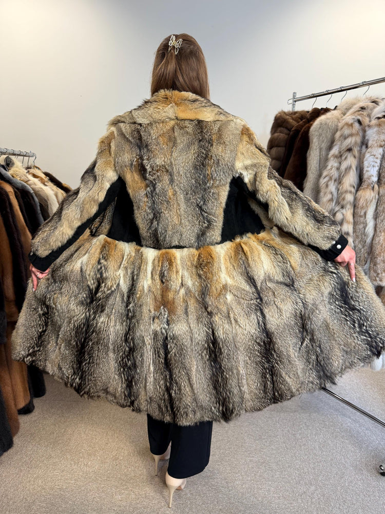 Coyote Fur Coat, Small Size, Real Fur Coat, Women's Fur Coat, Real Coyote Fur, Coyote Coat, Vintage Fur Coat, Women's Vintage Coat, Coyote