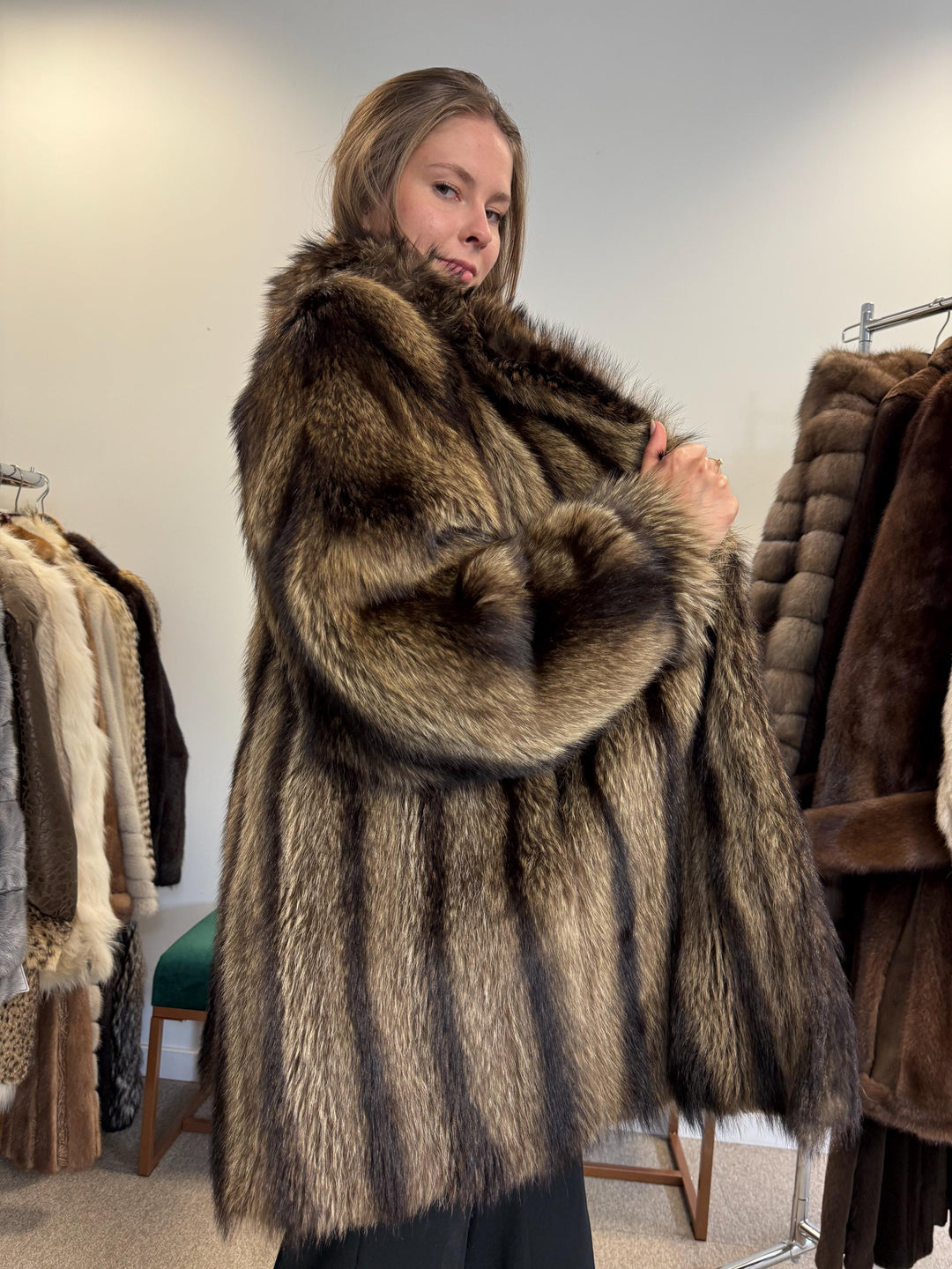 Fluffy Raccoon Fur Coat, L/XL Size, Real Fur Coat, Raccoon Coat, Silver Raccoon Fur, Vintage Fur Coat, Thick Raccoon Coat, Women's Fur Coat
