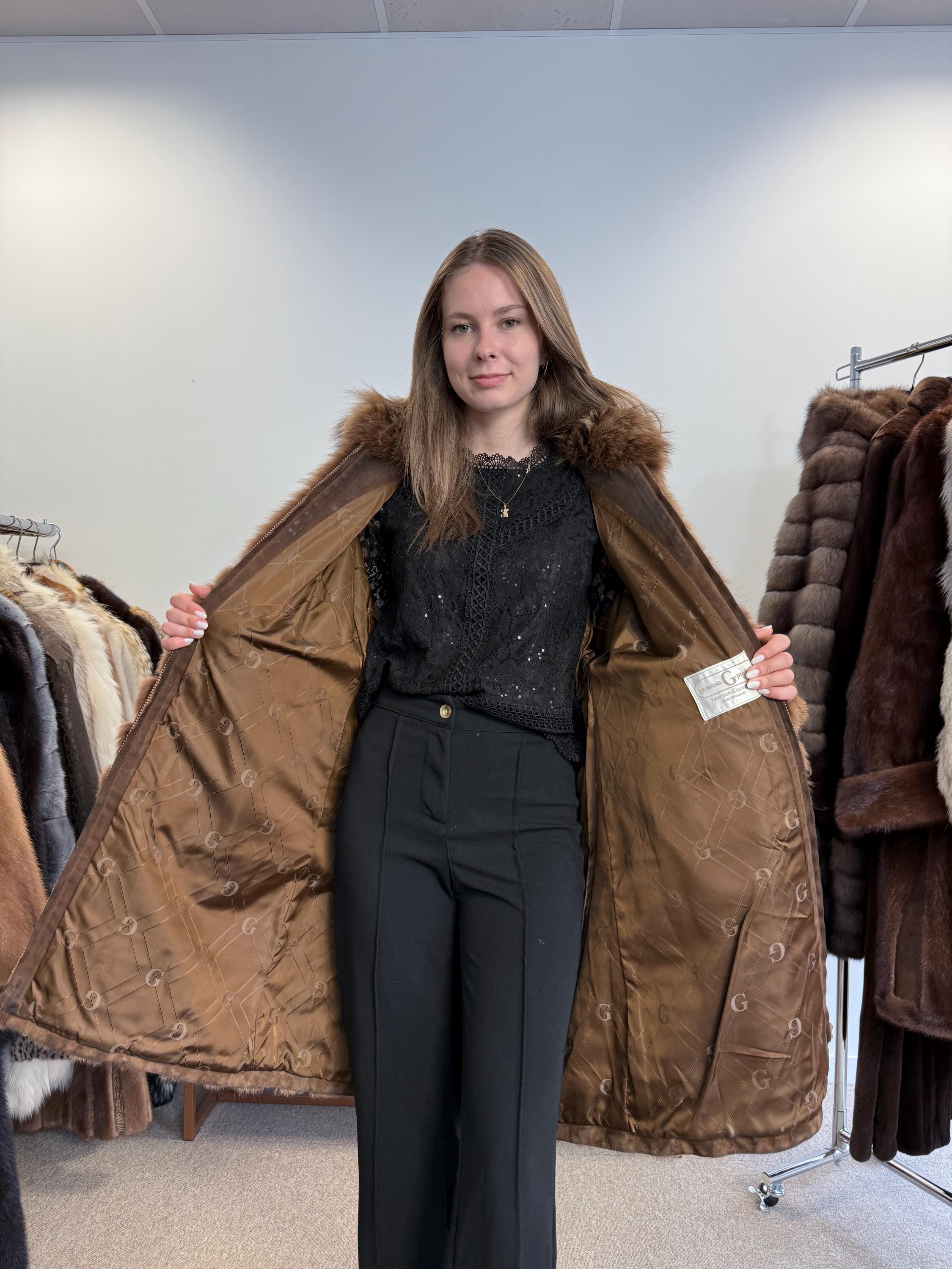 Brown Fox Fur Coat, Medium Size, Brown Fox Coat, Vintage Fur Coat, Women's Fur Coat, Real Fox Fur, Real Fox Coat, Soft Fur Coat, Fluffy Coat