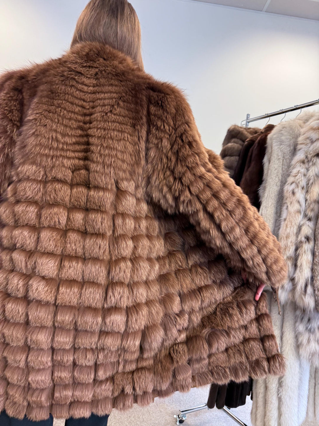 Brown Fox Fur Coat, Medium Size, Brown Fox Coat, Vintage Fur Coat, Women's Fur Coat, Real Fox Fur, Real Fox Coat, Soft Fur Coat, Fluffy Coat