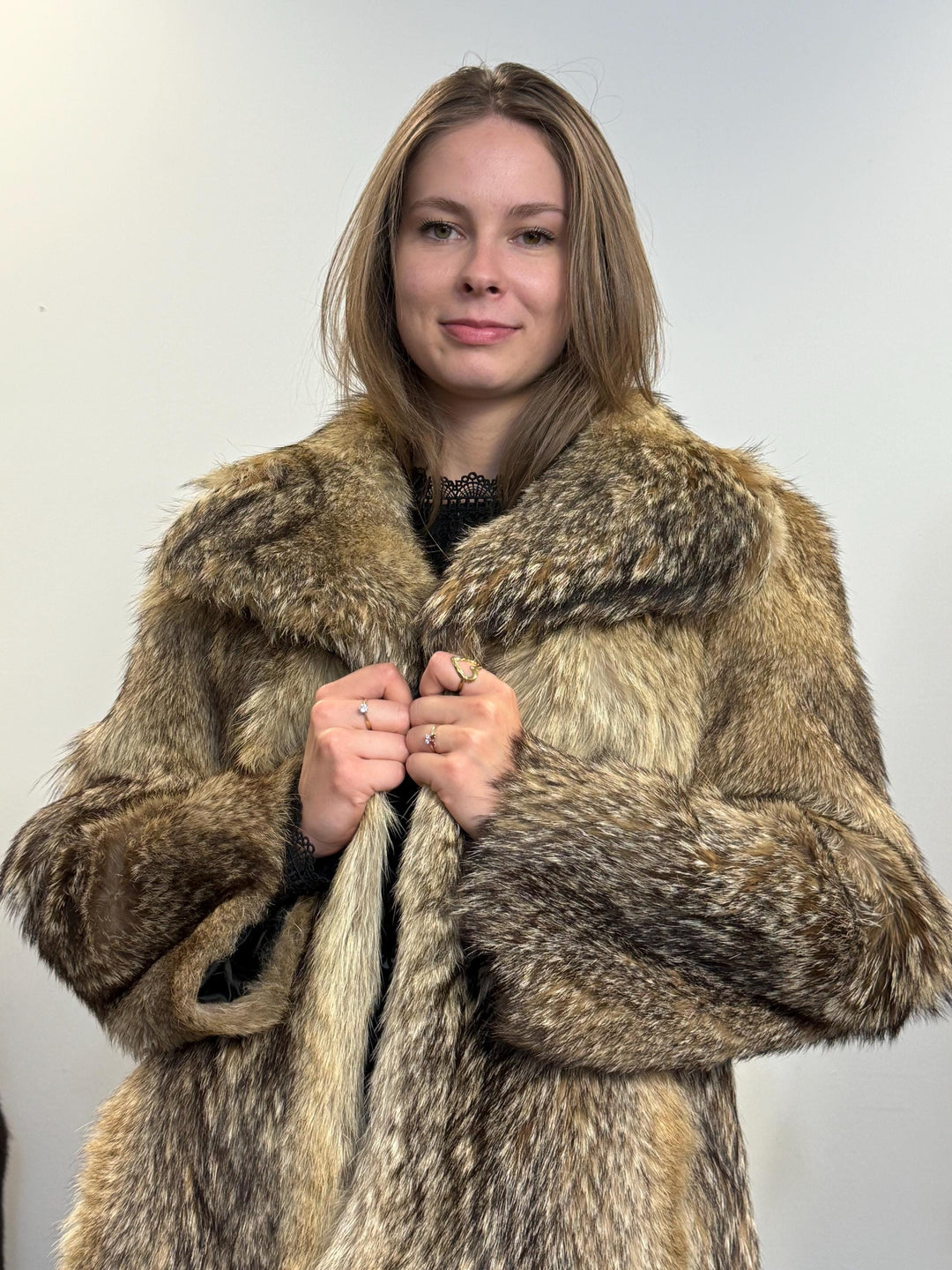 Coyote Fur Jacket, Medium Size, Real Fur Jacket, Women's Fur Jacket, Real Coyote Fur, Coyote Jacket, Vintage Fur Coat, Women's Vintage Coat