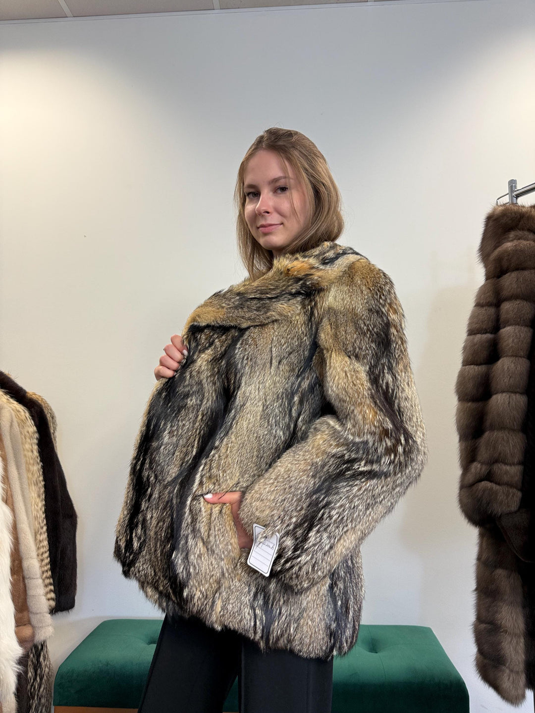 Small Coyote Fur Jacket, Real Fur Jacket, Women's Fur Jacket, Real Coyote Fur, Coyote Jacket, Vintage Fur Coat, Women's Vintage Coat, Fur