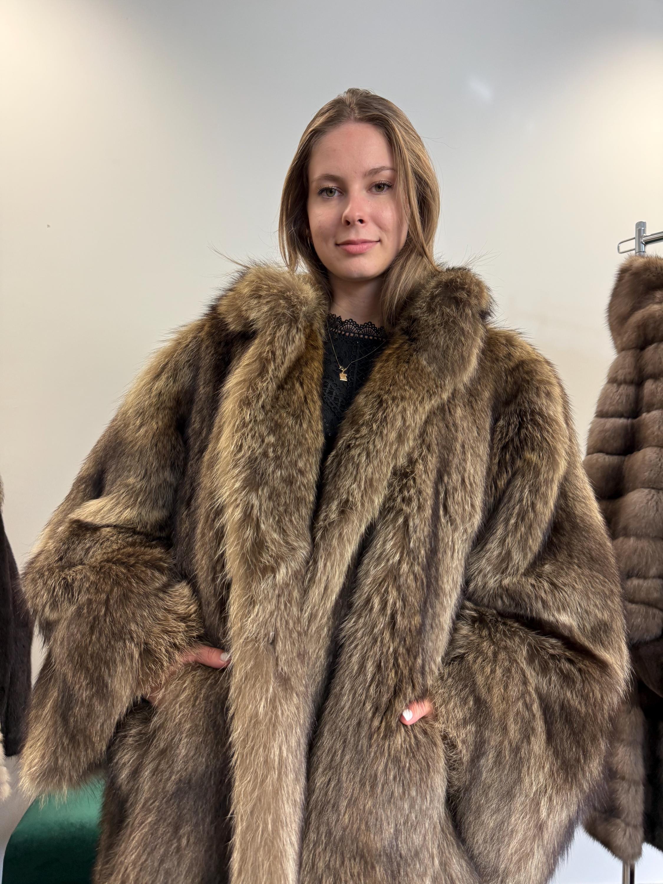 Raccoon Fur Coat, 4XL Size, One Size, Real Fur Coat, Raccoon Coat, Silver Raccoon Fur, Vintage Fur Coat, Soft Raccoon Coat, Womens Fur Coat