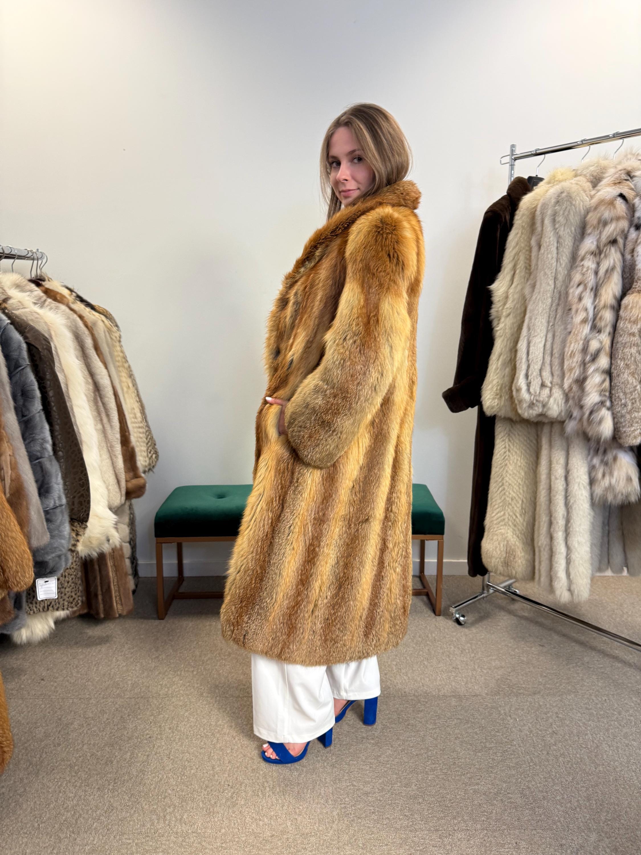 Red Fox Fur Coat, Medium Size, Fox Fur Coat, Red Fox Coat, Thick Fox Fur Coat, Vintage Fur Coat, Red Fox Fur, Women's Fur Coat, Soft Fox Fur