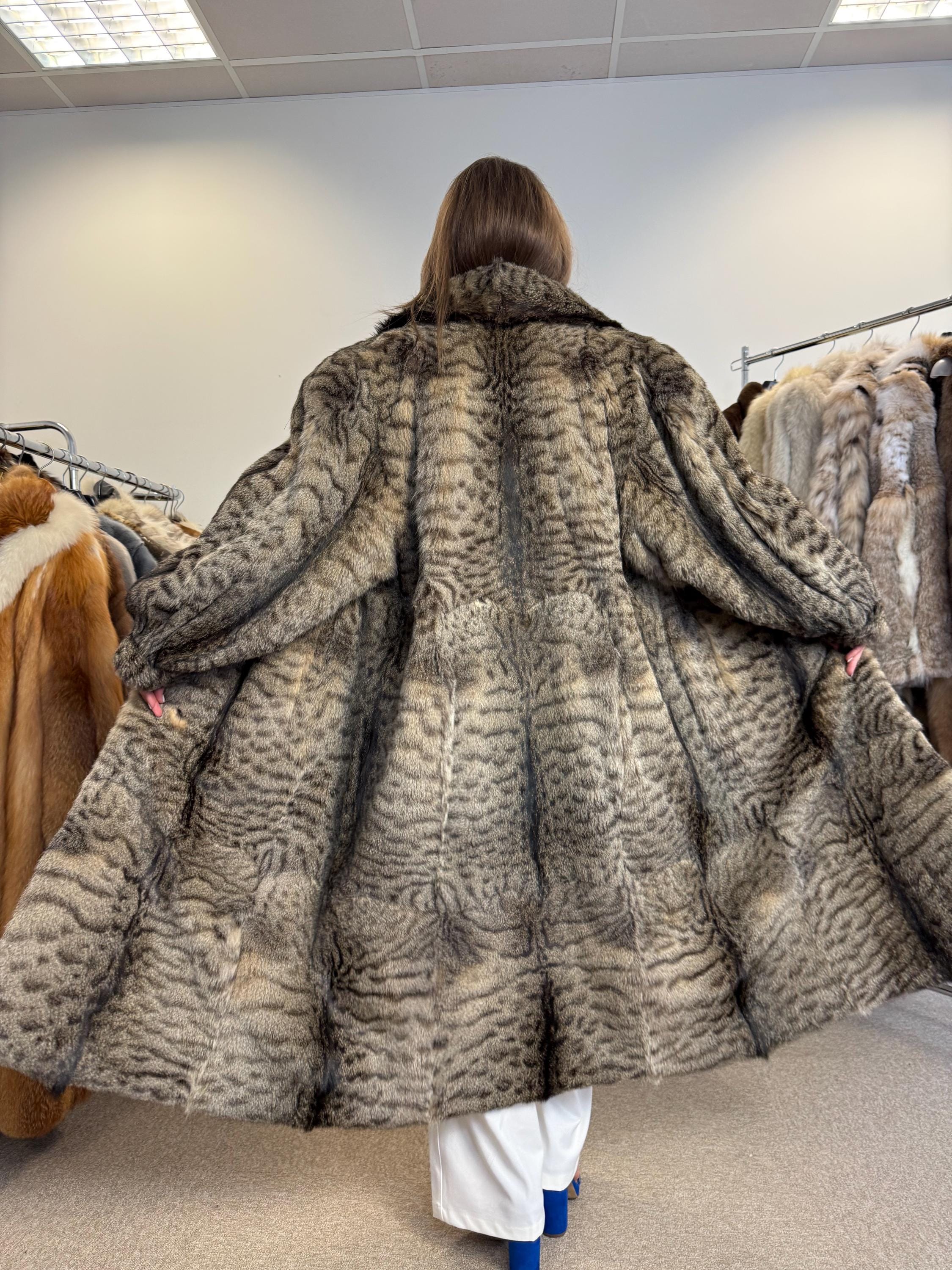Long Lynx Fur Coat, Large Size, Vintage Fur Coat, Real Lynx Coat, Lynx Fur, Fur Coat, Real Fur Coat, Lynx Fur Coat, Lynx Coat, Women's Coat