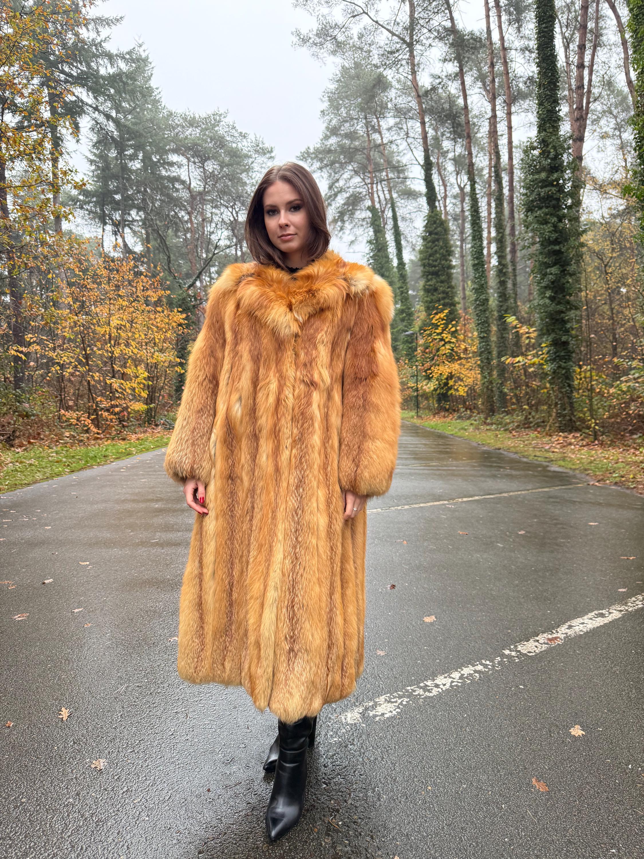 Canadian Red Fox Coat, Large Size, Real Red Fox Fur, Long Coat, Fox Fur Coat, Womens Fur Coat, Vintage Fur Coat, Red Fox Coat, Long Fur Coat