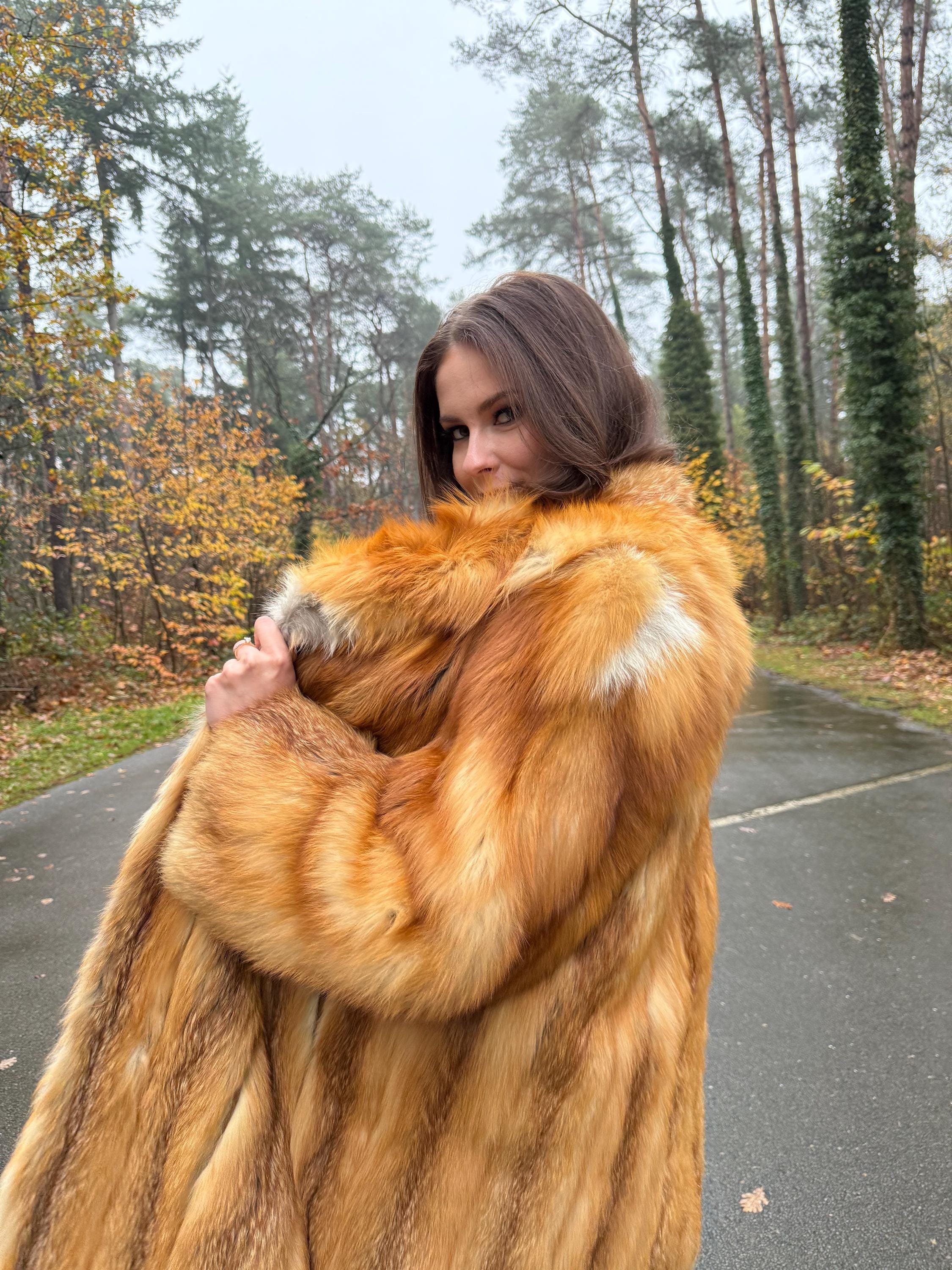 Canadian Red Fox Coat, Large Size, Real Red Fox Fur, Long Coat, Fox Fur Coat, Womens Fur Coat, Vintage Fur Coat, Red Fox Coat, Long Fur Coat