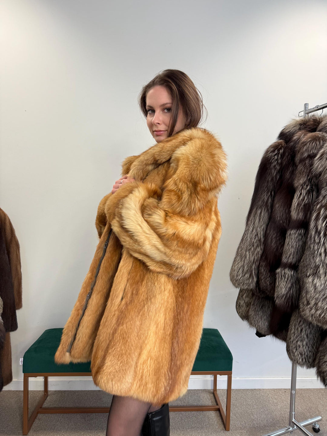 Golden Coyote Fur Coat, L/XL Size, Women's Fur Coat, Real Coyote Fur Coat, Coyote Coat Women, Vintage Fur Coat, Coyote Fur Coat, Real Fur