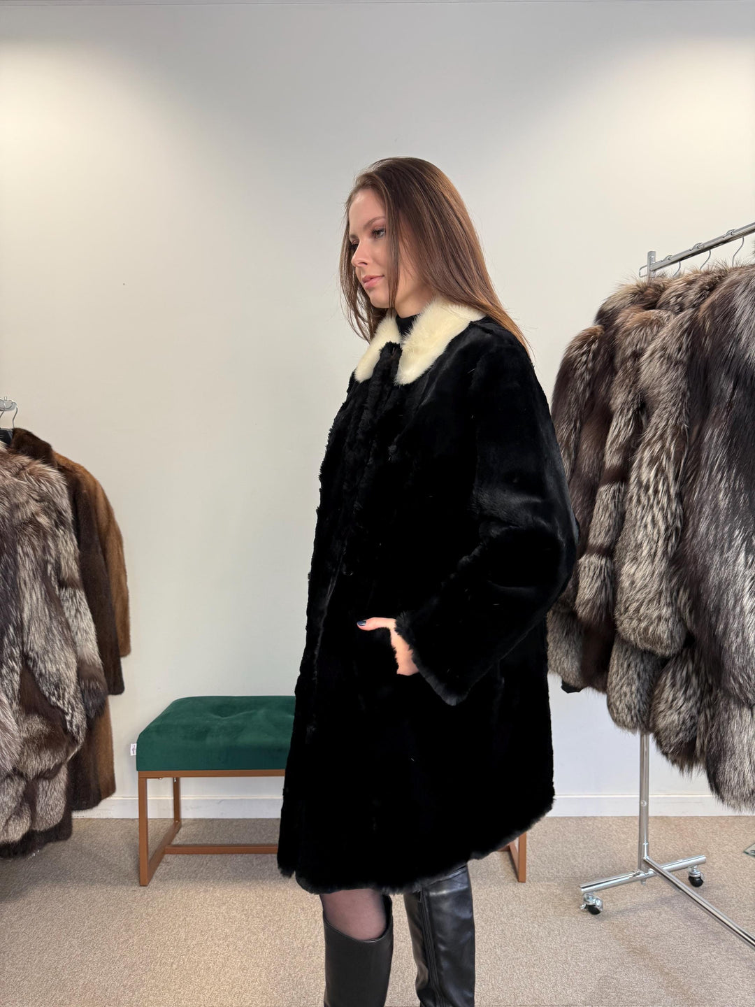 Sheared Rabbit Fur Coat, Mink Fur Collar, Medium Size, Black Rabbit Fur Coat, Thick Fur Coat, Soft Fur Coat, Vintage Fur Coat, Women's Coat
