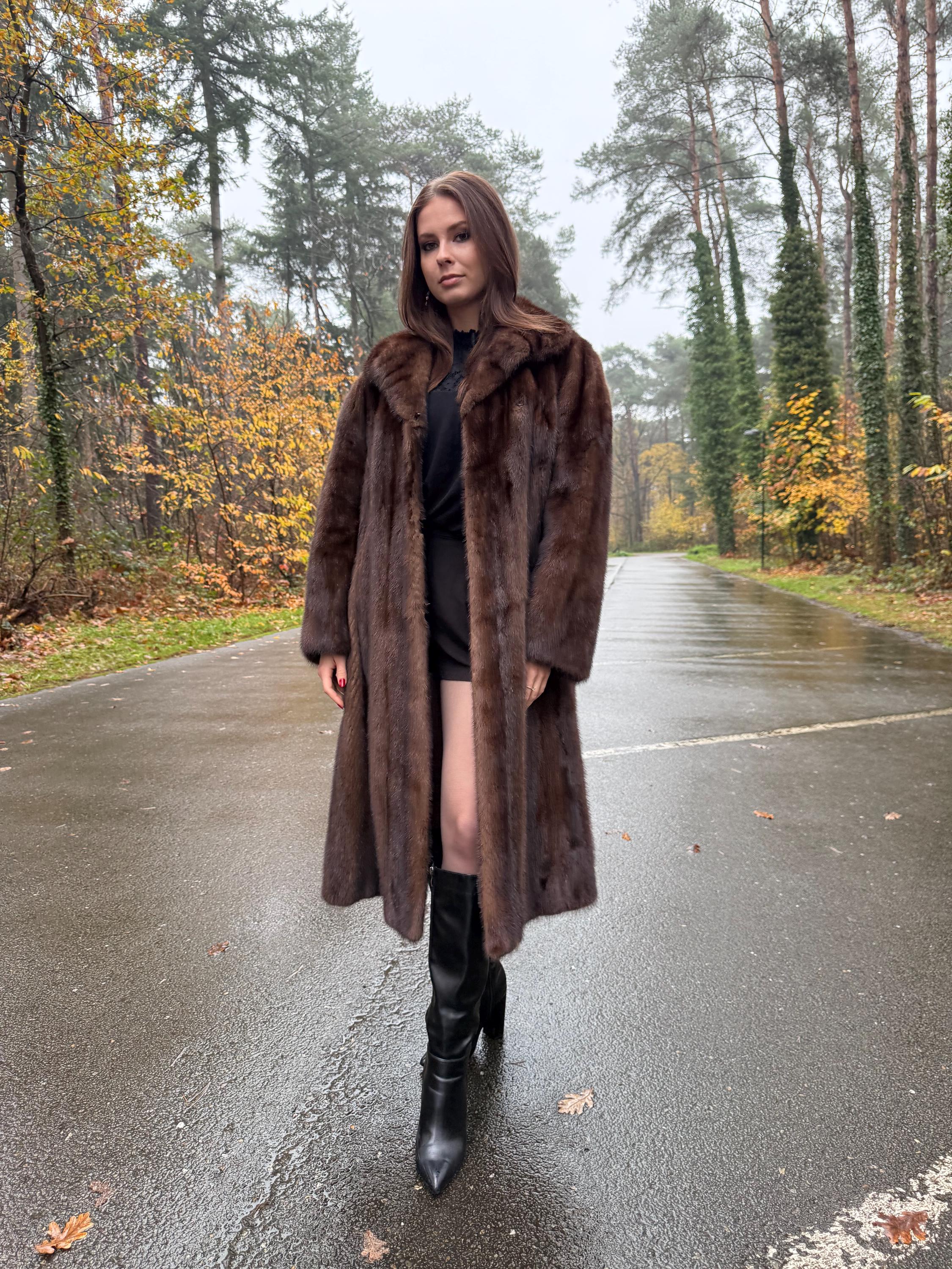 Saga Mink Fur Coat, L/XL Size, Brown Mink Coat, Vintage Fur Coat, Women's Fur Coat, Real Fur Coat, Saga Mink Coat, Thick Fur Coat, Long Coat