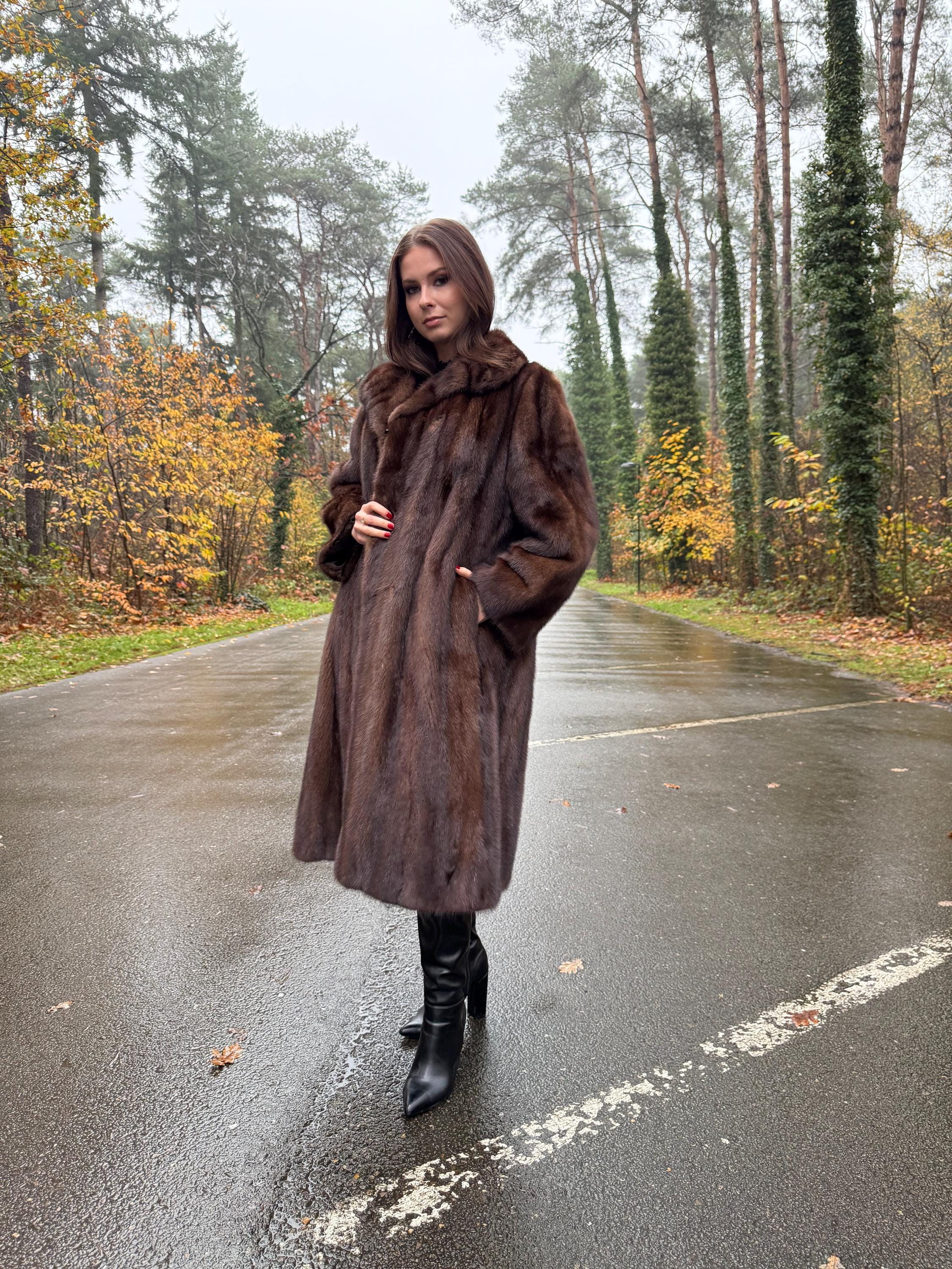 Saga Mink Fur Coat, L/XL Size, Brown Mink Coat, Vintage Fur Coat, Women's Fur Coat, Real Fur Coat, Saga Mink Coat, Thick Fur Coat, Long Coat