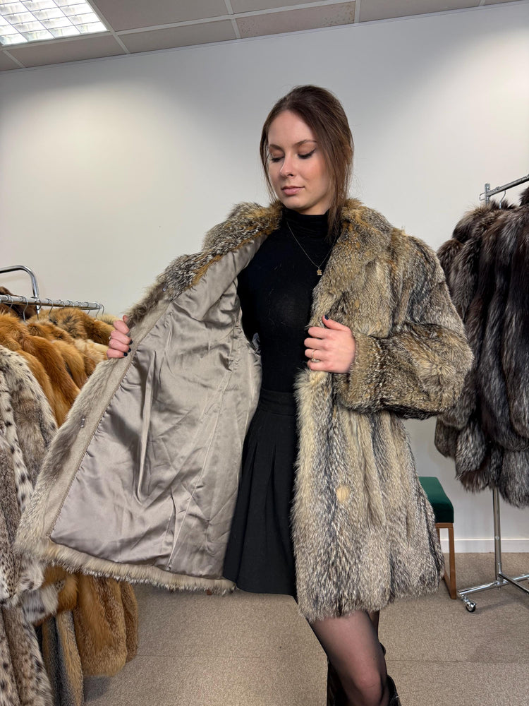 Large Coyote Coat, Fur Coat, Women's Fur Coat, Real Fur Coat, Real Coyote Fur Coat, Coyote Coat Women, Vintage Fur Coat, Coyote Fur Coat