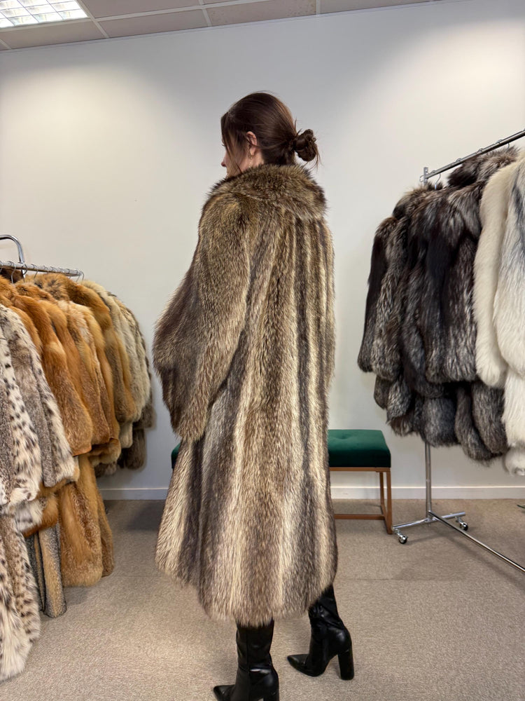 Fluffy Raccoon Fur Coat, XL Size, Silver Brown, Real Raccoon Fur, High-Quality Fur, Soft & Warm Fur Coat, Rare Find Coat, Vintage Fur Coat
