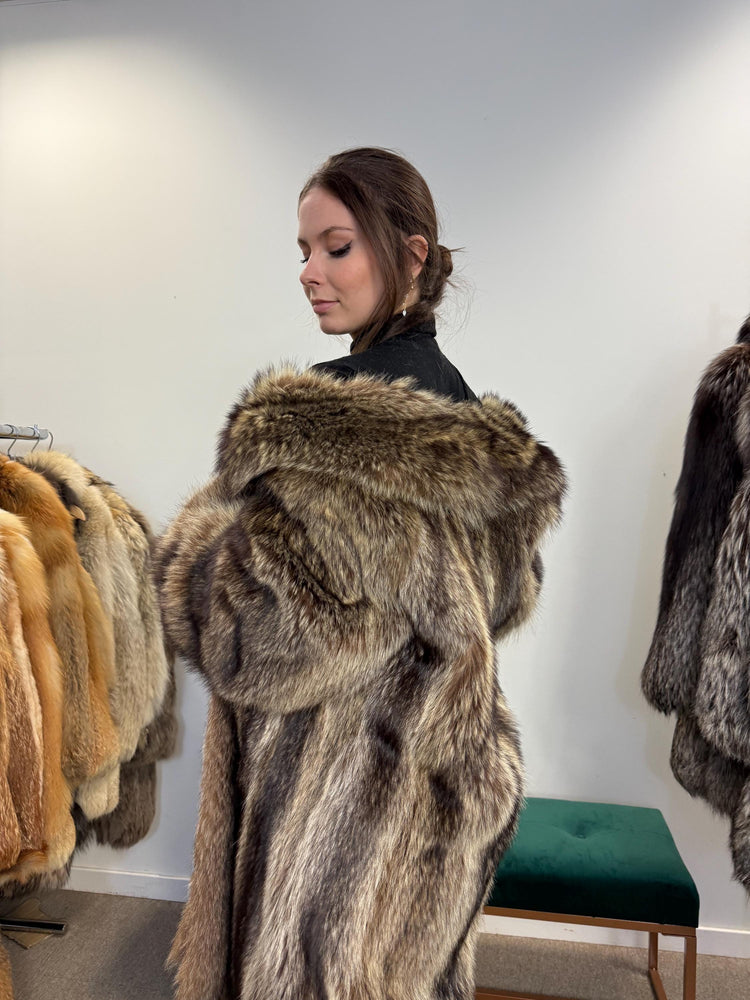 Fluffy Raccoon Fur Coat, XL Size, Silver Brown, Real Raccoon Fur, High-Quality Fur, Soft & Warm Fur Coat, Rare Find Coat, Vintage Fur Coat