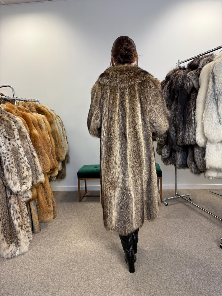 Fluffy Raccoon Fur Coat, XL Size, Silver Brown, Real Raccoon Fur, High-Quality Fur, Soft & Warm Fur Coat, Rare Find Coat, Vintage Fur Coat