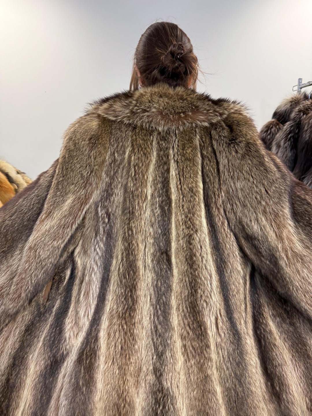 Fluffy Raccoon Fur Coat, XL Size, Silver Brown, Real Raccoon Fur, High-Quality Fur, Soft & Warm Fur Coat, Rare Find Coat, Vintage Fur Coat