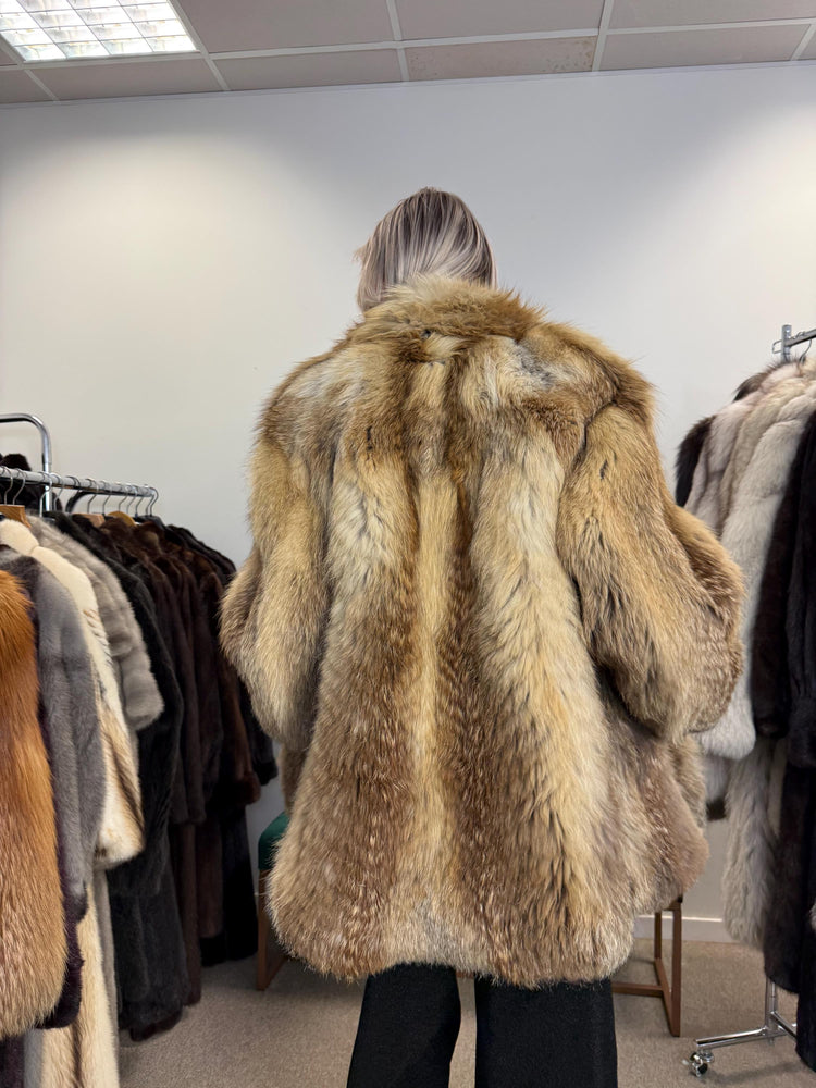 Outlet Red Fox Fur Coat, Medium Size, Vintage Fur Coat, Fur Coats Women, Real Fox Coat, Fox Fur Jacket, Fur, Fox Coat, Red Fox, Real Fur