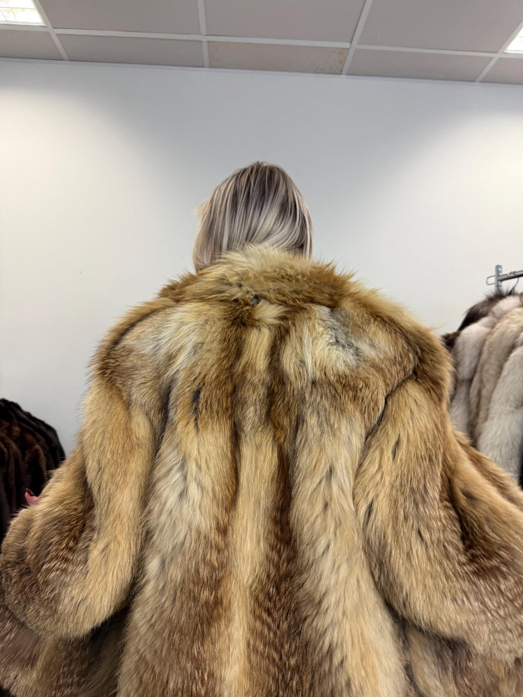 Outlet Red Fox Fur Coat, Medium Size, Vintage Fur Coat, Fur Coats Women, Real Fox Coat, Fox Fur Jacket, Fur, Fox Coat, Red Fox, Real Fur