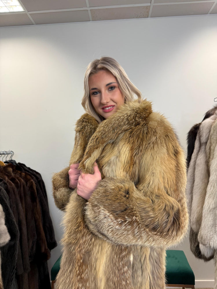 Outlet Red Fox Fur Coat, Medium Size, Vintage Fur Coat, Fur Coats Women, Real Fox Coat, Fox Fur Jacket, Fur, Fox Coat, Red Fox, Real Fur