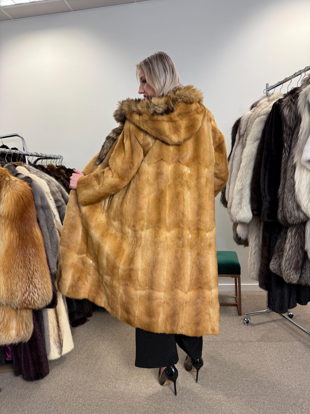 Golden Weasel Fur Coat, Medium Size, Women's Fur Coat, Real Weasel Fur Coat, Weasel Coat Women, Vintage Fur Coat, Hooded Fur Coat, Real Fur