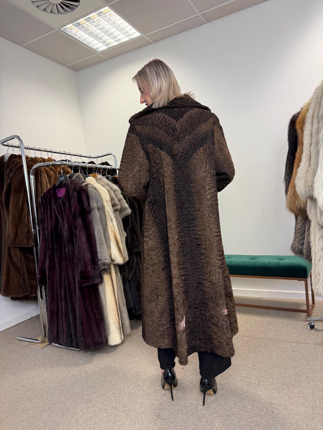 Swakara Astrakhan Fur Coat, XXL Size, Real Fur Coat, Astrakhan Fur Coat, Long Fur Coat, Vintage Fur Coat, Thick Fur Coat, Brown Fur Coat