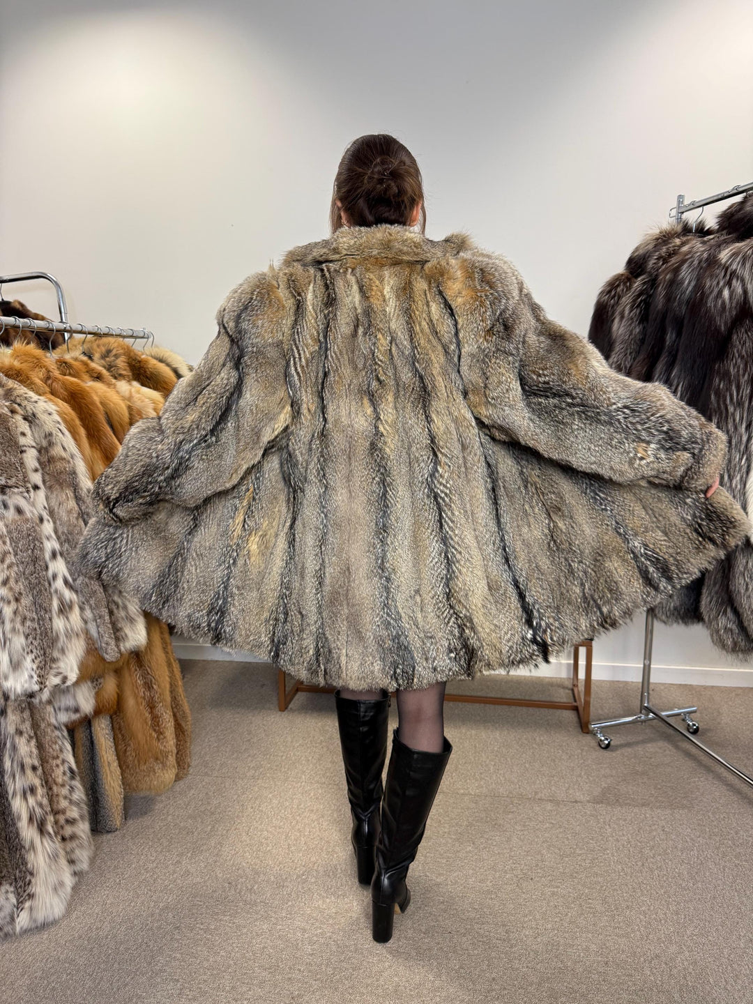 Large Coyote Coat, Fur Coat, Women's Fur Coat, Real Fur Coat, Real Coyote Fur Coat, Coyote Coat Women, Vintage Fur Coat, Coyote Fur Coat