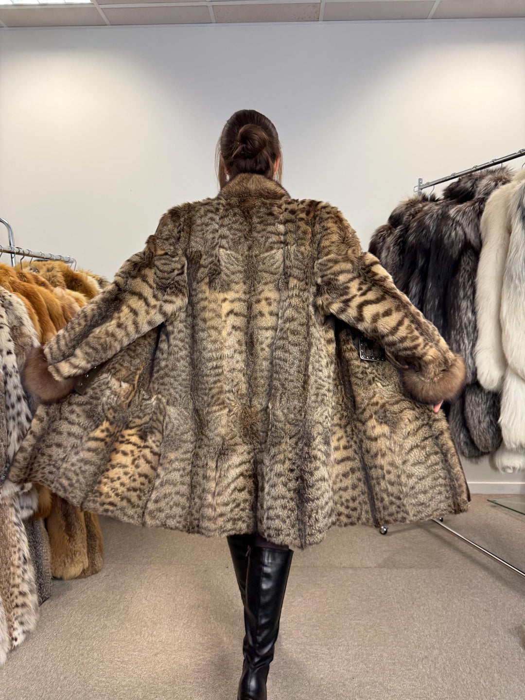 Lynx Fur Coat, Large Size, Vintage Fur Coat, Real Lynx Coat, Lynx Fur, Women's Fur Coat, Fur Coat, Real Fur Coat, Fur Coat Lynx, Lynx Coat