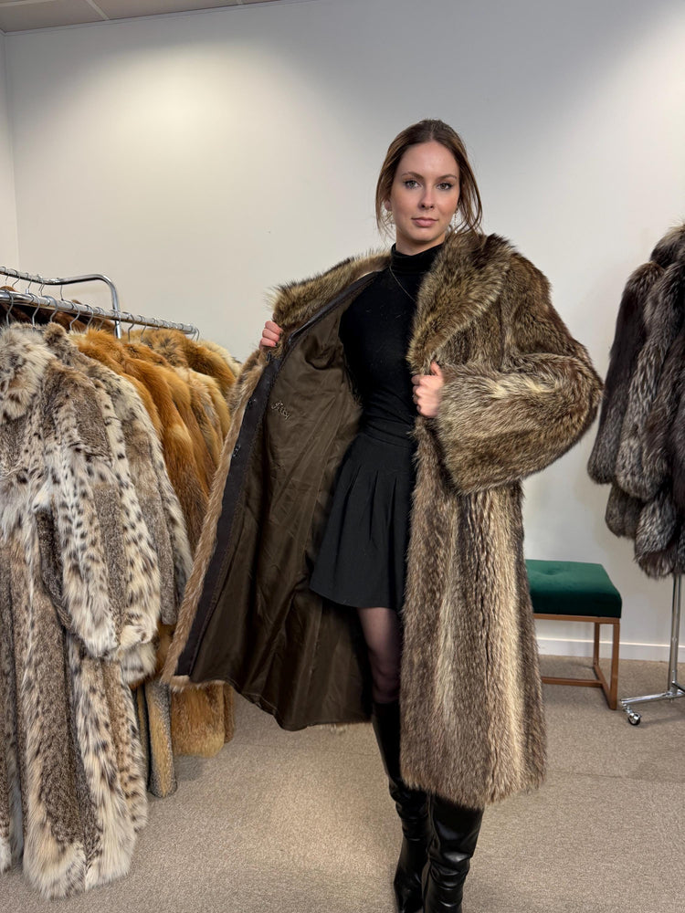 Fluffy Raccoon Fur Coat, XL Size, Silver Brown, Real Raccoon Fur, High-Quality Fur, Soft & Warm Fur Coat, Rare Find Coat, Vintage Fur Coat