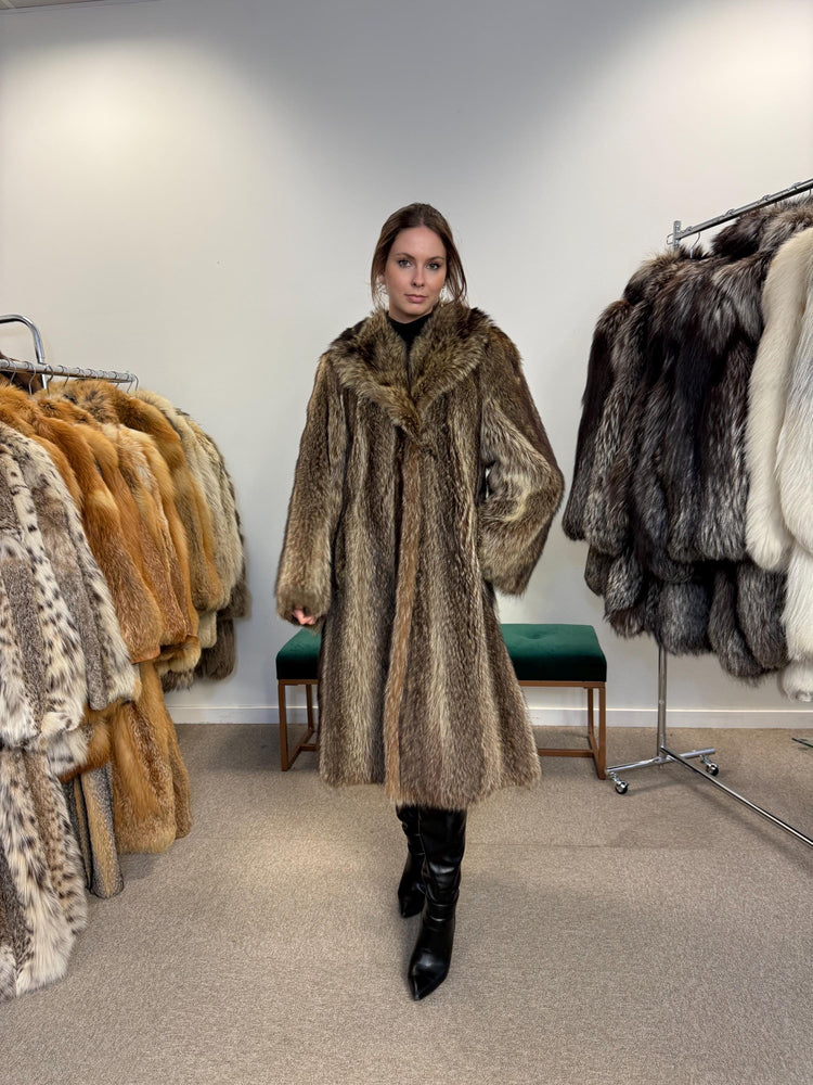 Fluffy Raccoon Fur Coat, XL Size, Silver Brown, Real Raccoon Fur, High-Quality Fur, Soft & Warm Fur Coat, Rare Find Coat, Vintage Fur Coat
