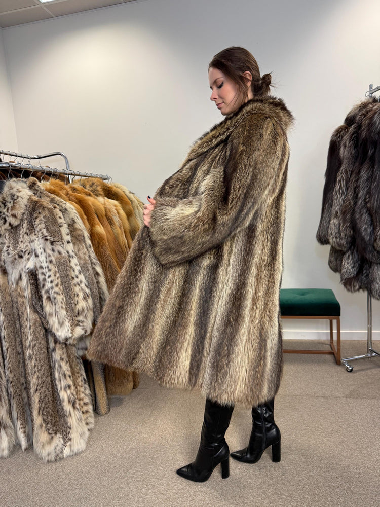 Fluffy Raccoon Fur Coat, XL Size, Silver Brown, Real Raccoon Fur, High-Quality Fur, Soft & Warm Fur Coat, Rare Find Coat, Vintage Fur Coat