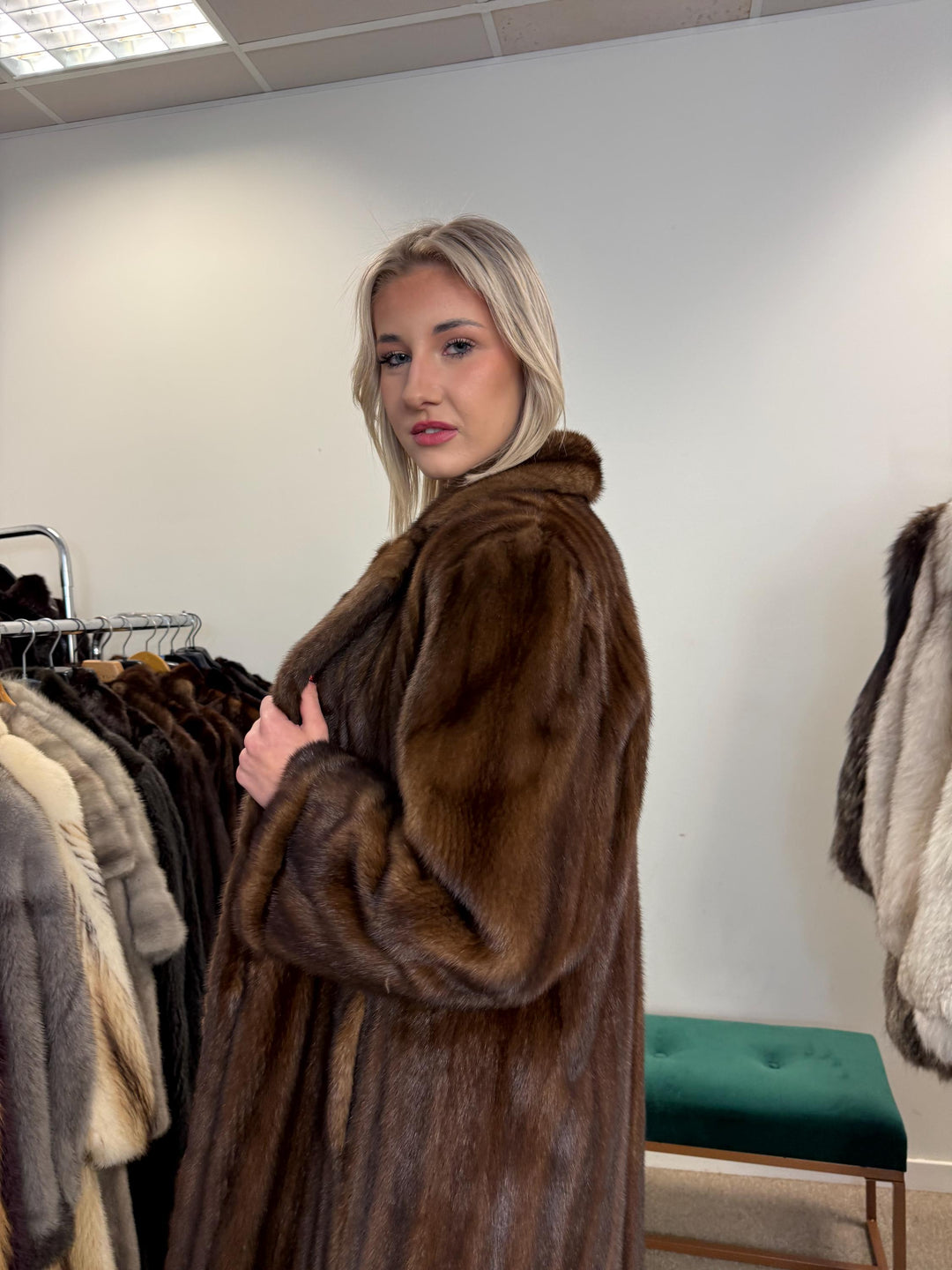 Swinger Mink Fur Coat, Large Size, Long Mink Coat, Vintage Fur Coat, Fur Coat Mink, Mink Coat Women, Luxury Fur Coat, Brown Fur Coat, Mink