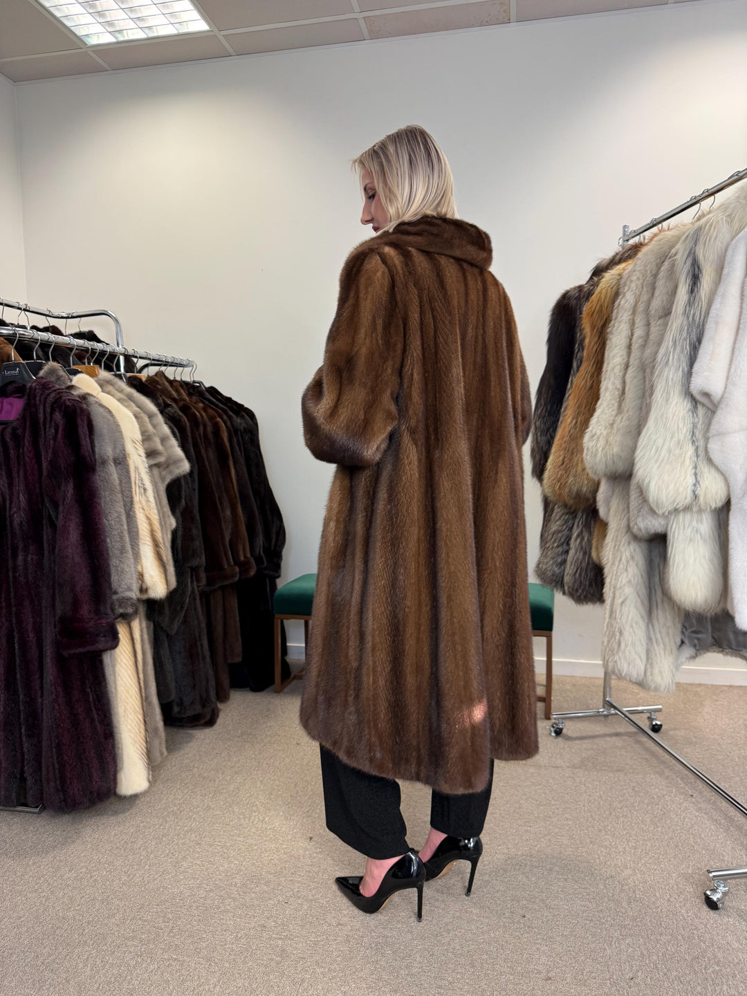 Soft Brown Mink Fur Coat, 3XL Size, Demi-Buff Fur Coat, Women's Fur Coat, Vintage Fur Coat, Real Fur Coat, Real Mink Coat, Mink Coat Brown