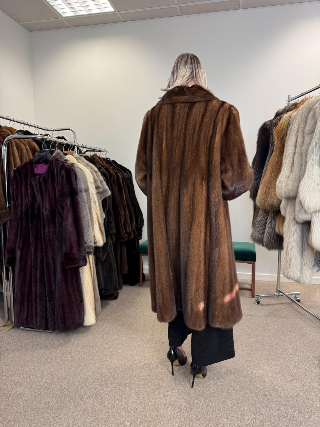 Soft Brown Mink Fur Coat, 3XL Size, Demi-Buff Fur Coat, Women's Fur Coat, Vintage Fur Coat, Real Fur Coat, Real Mink Coat, Mink Coat Brown