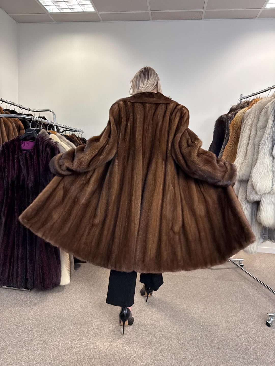 Soft Brown Mink Fur Coat, 3XL Size, Demi-Buff Fur Coat, Women's Fur Coat, Vintage Fur Coat, Real Fur Coat, Real Mink Coat, Mink Coat Brown