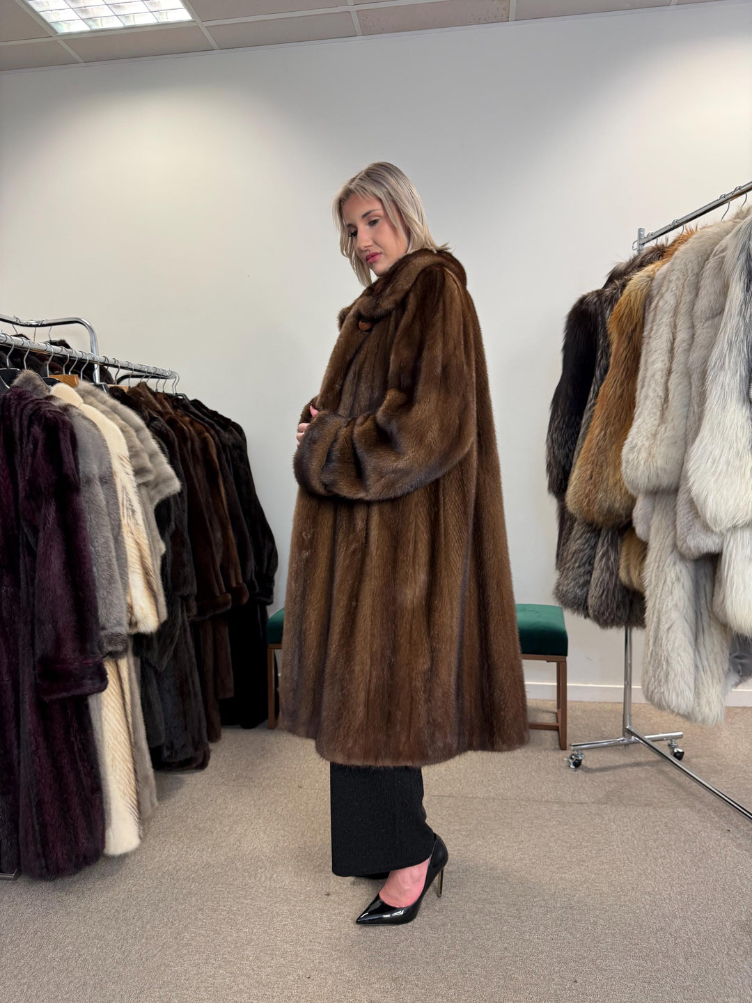 Soft Brown Mink Fur Coat, 3XL Size, Demi-Buff Fur Coat, Women's Fur Coat, Vintage Fur Coat, Real Fur Coat, Real Mink Coat, Mink Coat Brown