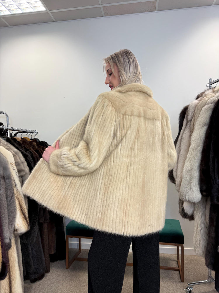 White Saga Mink Jacket, Medium Size, White Mink Fur, Real Fur Jacket, Mink Coat Women, Thick Mink Coat, Saga Mink, Vintage Fur Jacket, Mink
