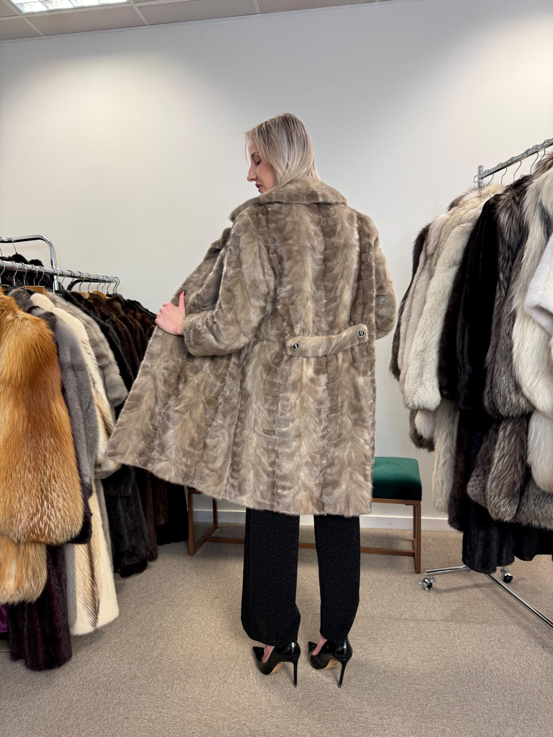 Grey Mink Fur Coat, Medium Size, Vintage Fur Coat, Thick Mink Coat, Grey Mink Coat, Women's Fur Coat, Mink Fur, Real Fur Coat, Mink Coat