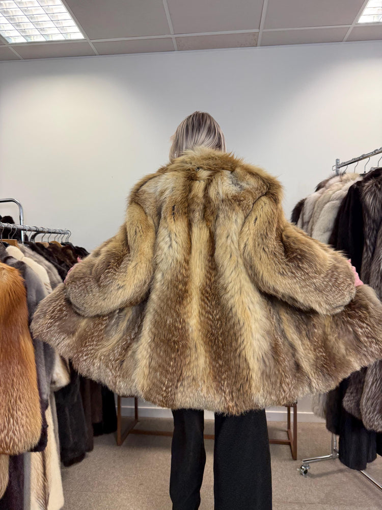 Outlet Red Fox Fur Coat, Medium Size, Vintage Fur Coat, Fur Coats Women, Real Fox Coat, Fox Fur Jacket, Fur, Fox Coat, Red Fox, Real Fur