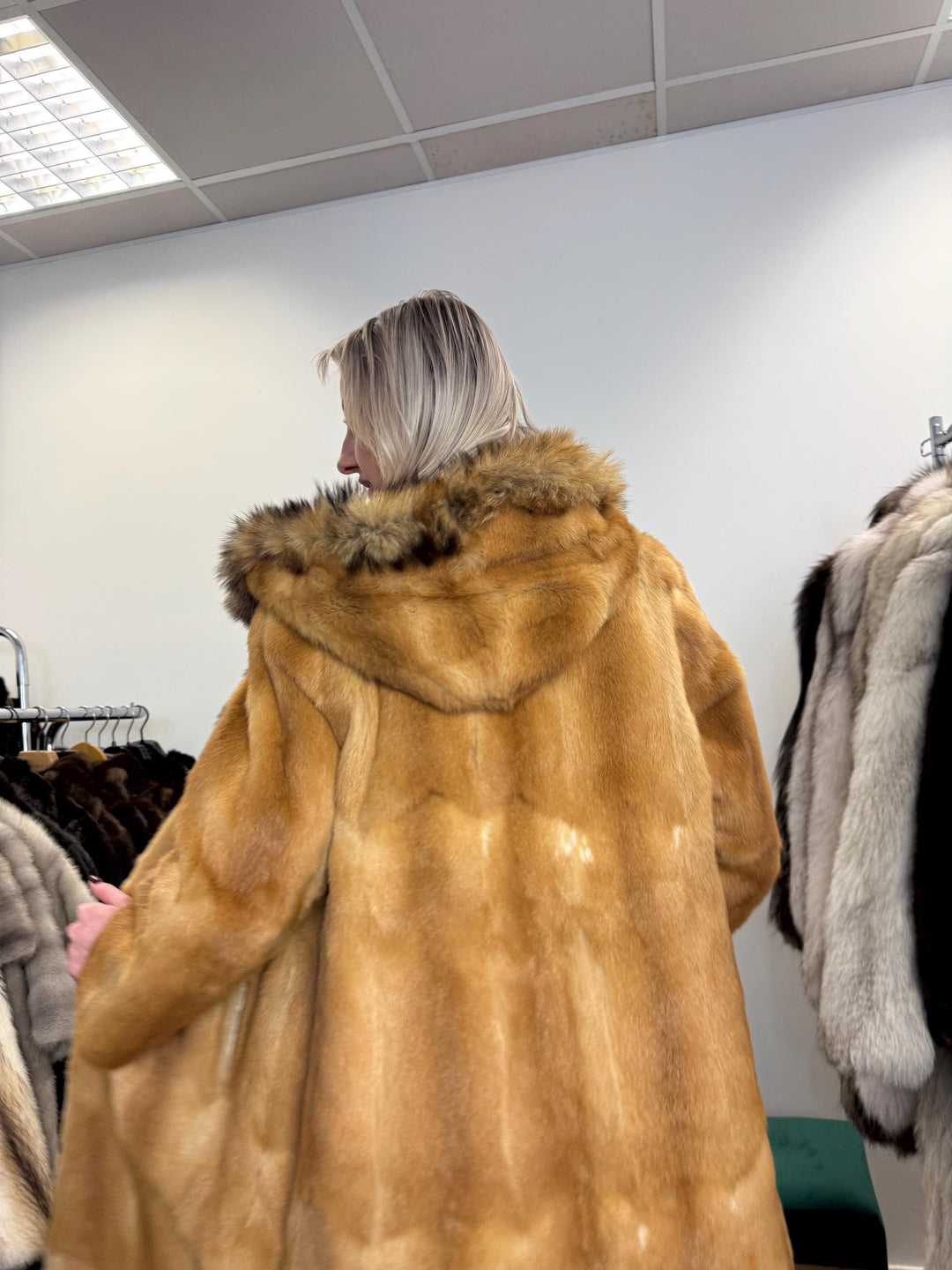 Golden Weasel Fur Coat, Medium Size, Women's Fur Coat, Real Weasel Fur Coat, Weasel Coat Women, Vintage Fur Coat, Hooded Fur Coat, Real Fur