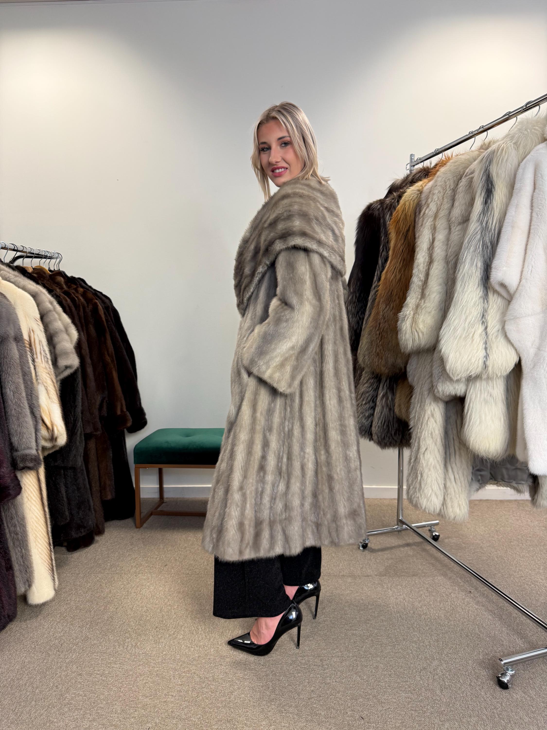 Grey Mink Fur Coat, XL Size, Luxury Fur Coat, Long Fur Coat, Real Mink Fur, Vintage Fur Coat, Women's Fur Coat, Grey Fur Coat, Fur Coat Mink
