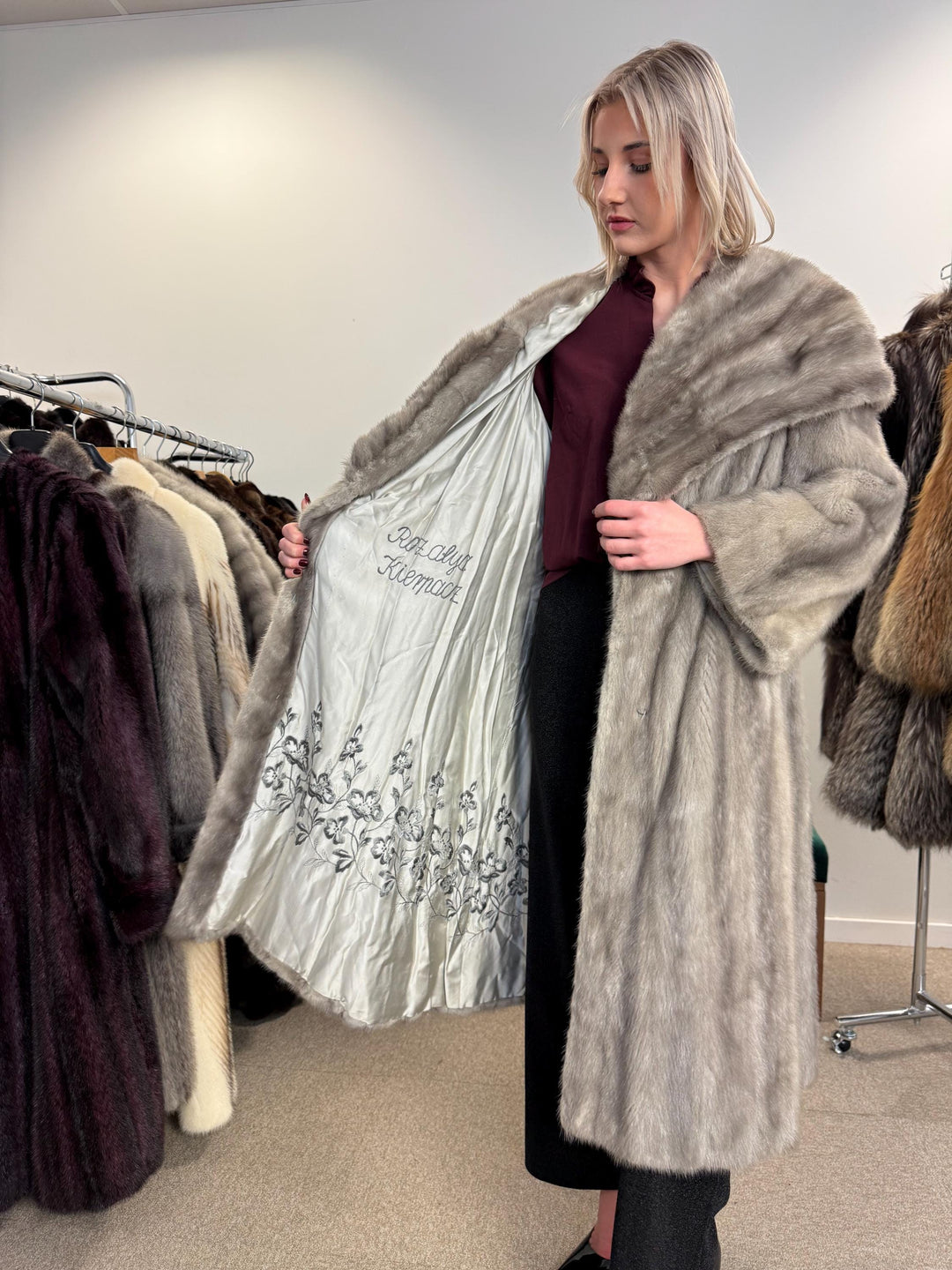 Grey Mink Fur Coat, XL Size, Luxury Fur Coat, Long Fur Coat, Real Mink Fur, Vintage Fur Coat, Women's Fur Coat, Grey Fur Coat, Fur Coat Mink