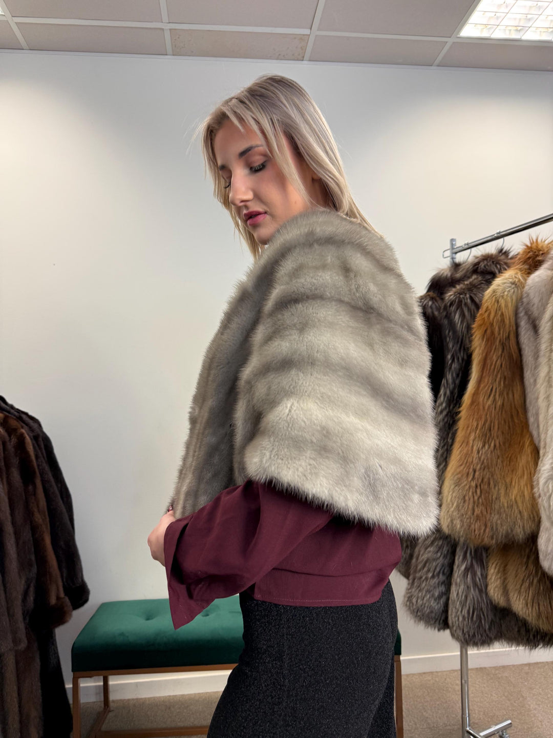 Grey Mink Fur Stole, One Size - XL, Long Elegant Stole, Soft and Luxurious, Perfect Shiny Fur, Classic Vintage Style, Real Mink Fur Stole