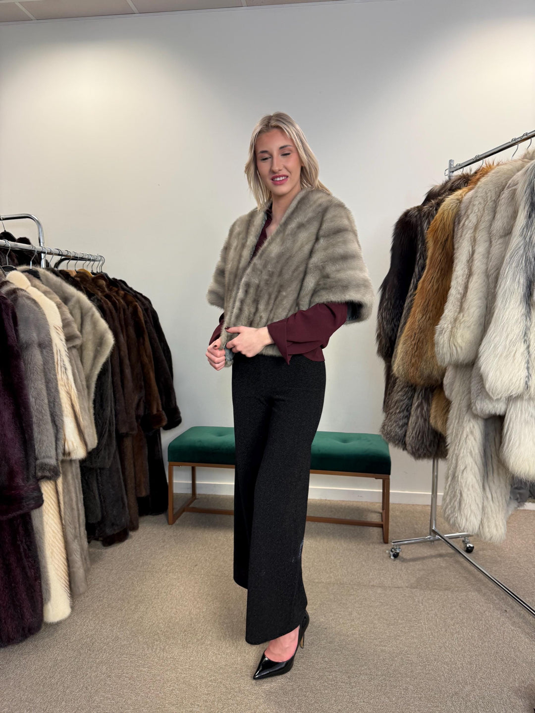 Grey Mink Fur Stole, One Size - XL, Long Elegant Stole, Soft and Luxurious, Perfect Shiny Fur, Classic Vintage Style, Real Mink Fur Stole