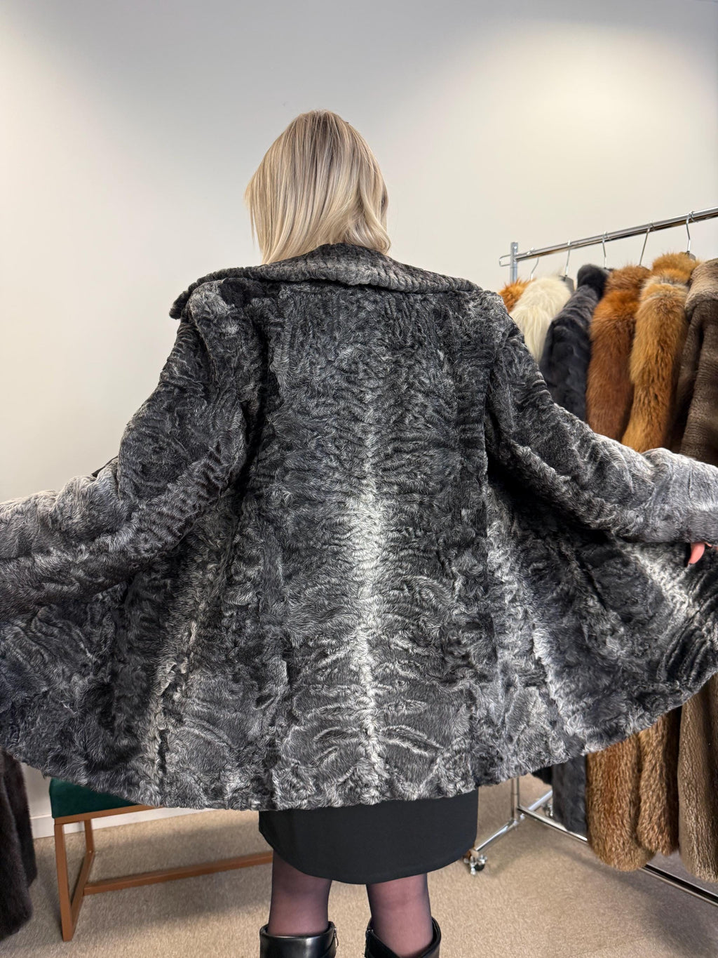 Grey Astrakhan Jacket, Medium Size, Swakara Astrakhan Jacket, Vintage Fur Coat, Womens Fur Coat, Real Fur Coat, Grey Fur Coat, Astrakhan Fur